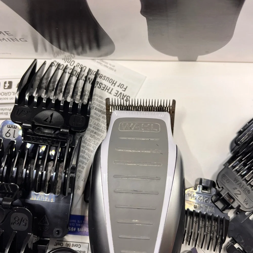 Wahl Deluxe Chrome Pro Corded Hair Clipper Kit *USED - Picture 6 of 13